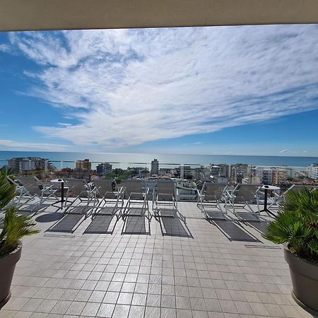 Hesperia Hotel & Residence Лидо ди Йезоло Екстериор снимка